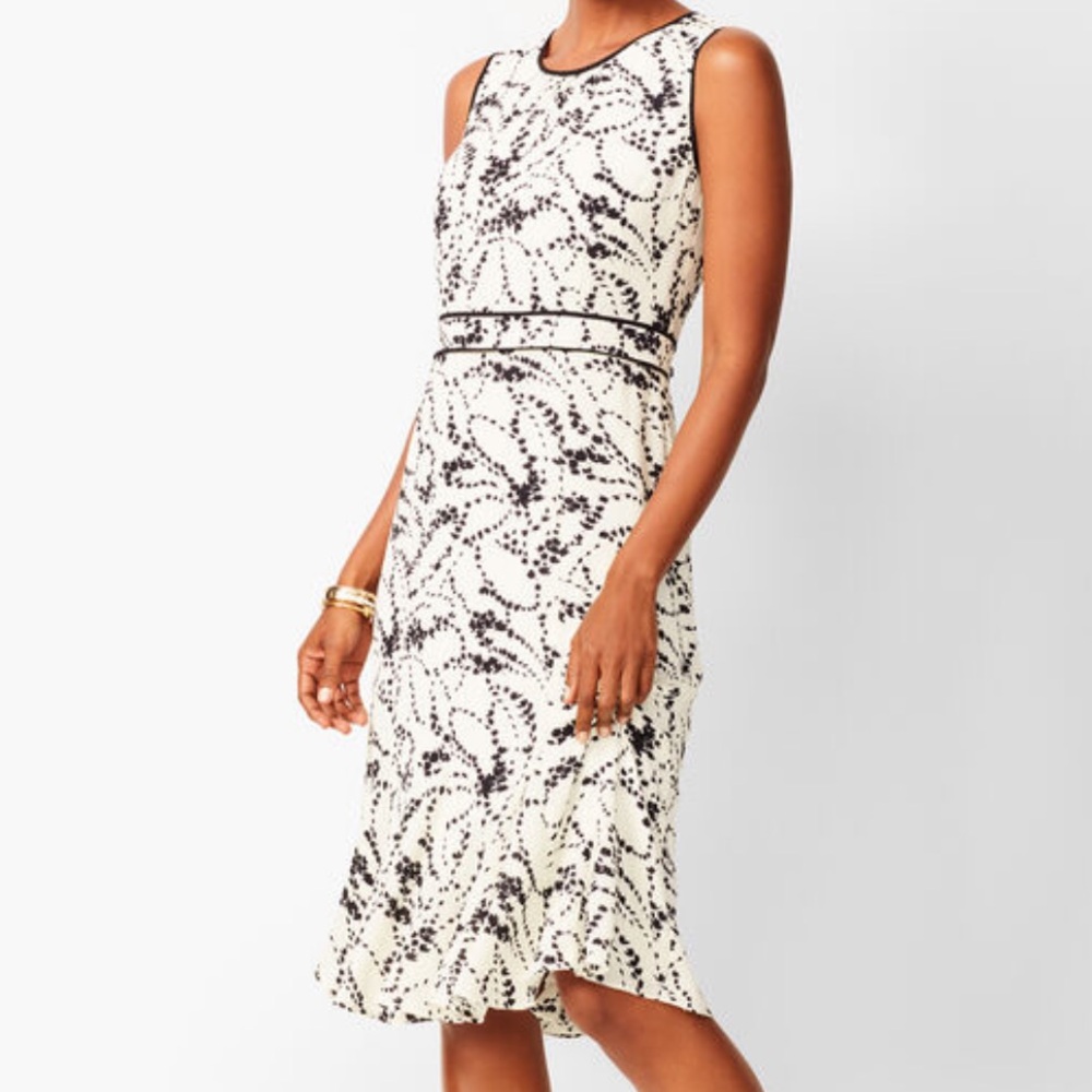 Talbots Black & White Floral Flounce Hem Dress Size 16